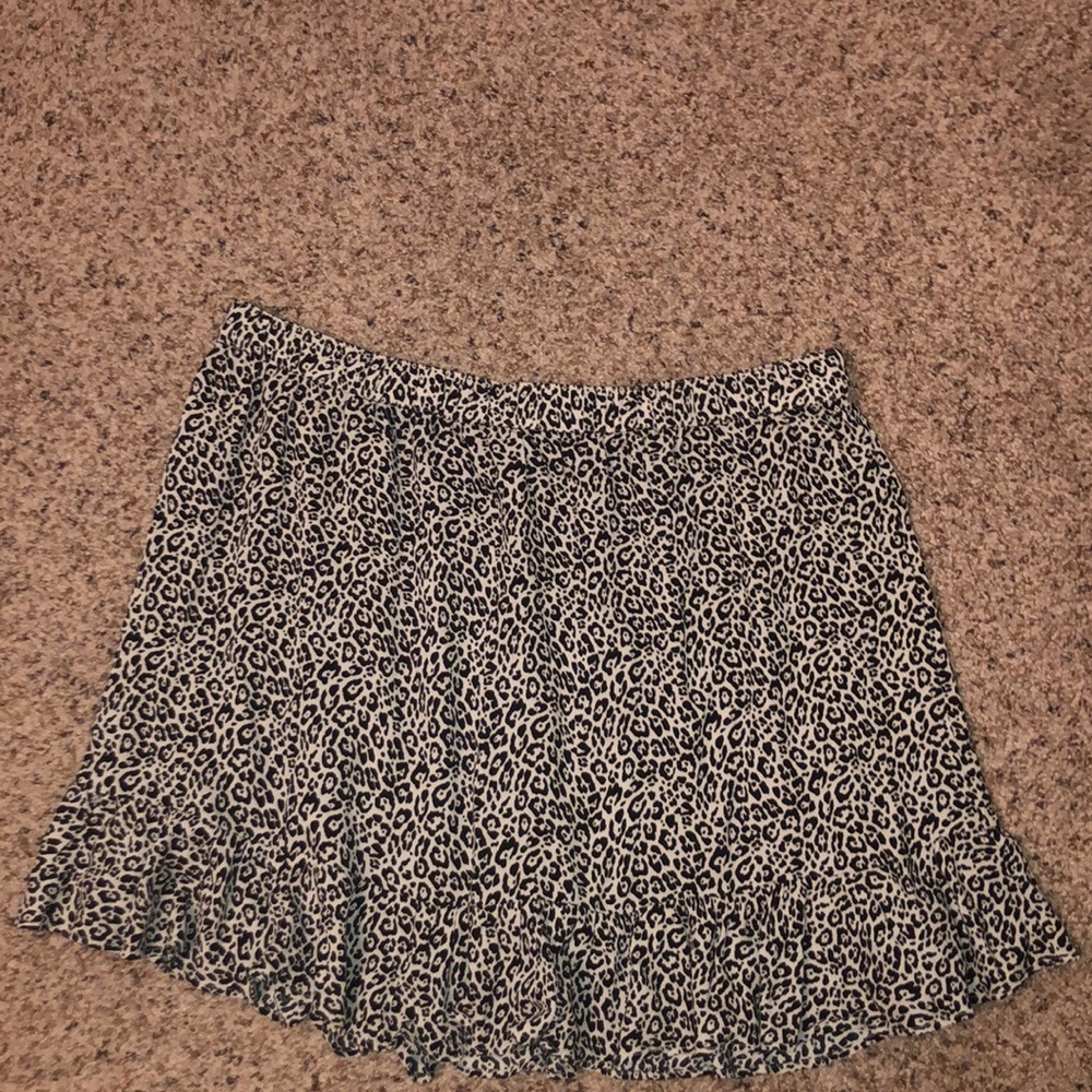 American Eagle flowy skirt
